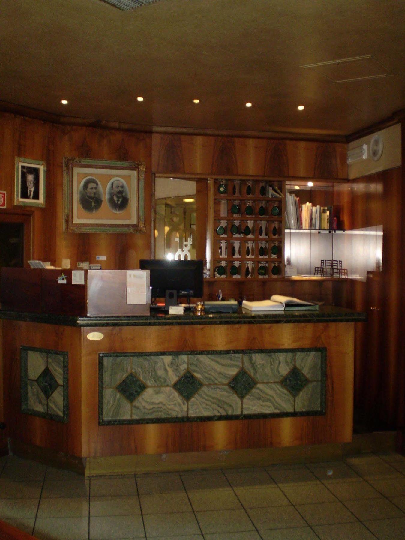 Albergo Moderno Lovere Luaran gambar
